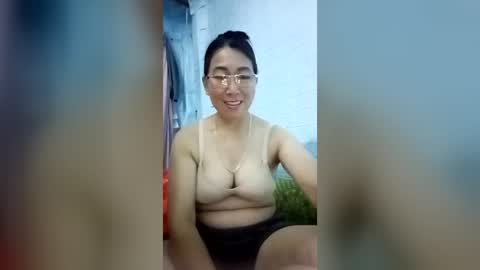 Snapshot of mickye00 chatting on June 30, 2026, 1:56 pm Miky online show from June 30, 2026, 1:56 pm