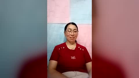 Snapshot of mickye00 chatting on July 19, 2026, 2:15 am Miky online show from July 19, 2026, 2:15 am
