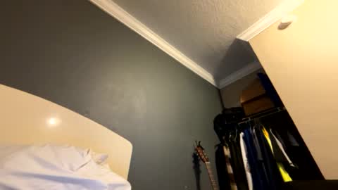 mickymu online show from March 11, 2025, 1:05 am