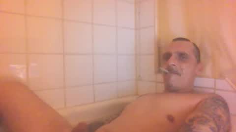 middle123456783939 online show from December 23, 2025, 2:31 am