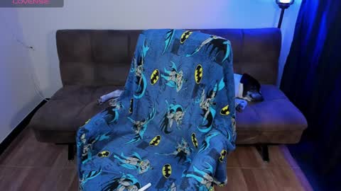 Blue online show from February 5, 2025, 3:23 am