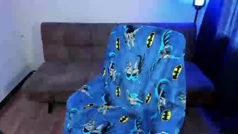 Blue online show from March 10, 2025, 3:20 pm