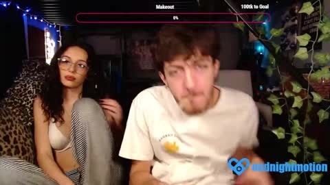 midnight_motion online show from December 4, 2025, 3:27 am