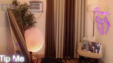 Snapshot of midnight_muse_18 chatting on June 14, 2026, 8:49 am Marie Antoinette online show from June 14, 2026, 8:49 am