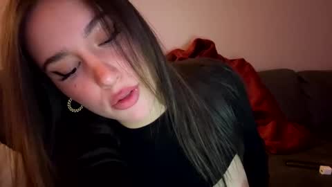 Snapshot of midnightcouple00 chatting on January 9, 2026, 9:12 am SexyLatinaCouple online show from January 9, 2026, 9:12 am