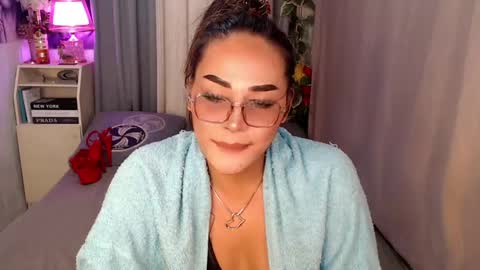 Snapshot of midnightraven27 chatting on January 10, 2025, 9:10 pm Dont forget to follow online show from January 10, 2025, 9:10 pm