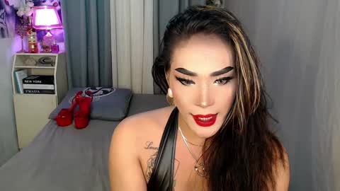 Snapshot of midnightraven27 chatting on February 18, 2025, 12:37 am Dont forget to follow online show from February 18, 2025, 12:37 am