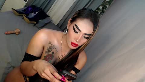 Snapshot of midnightraven27 chatting on March 10, 2025, 2:17 am Dont forget to follow online show from March 10, 2025, 2:17 am