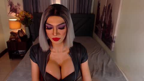 KATE online show from January 12, 2025, 6:17 am