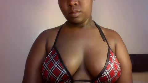 midnightt_curves online show from June 15, 2026, 12:35 am
