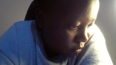 midnightt_curves online show from June 15, 2026, 9:39 pm