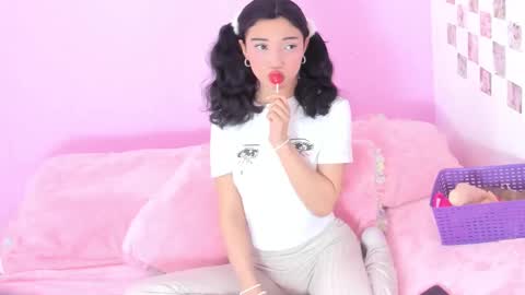 Sara online show from February 9, 2025, 9:06 pm