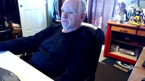 midwestdad09 online show from February 25, 2026, 8:40 pm