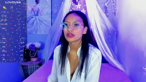 Snapshot of miel_ambar chatting on June 4, 2026, 1:39 pm miel_ambar online show from June 4, 2026, 1:39 pm