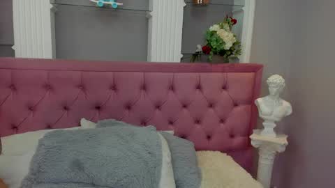 miel online show from April 17, 2026, 10:35 pm