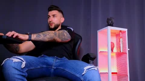 MightyAaron online show from February 9, 2025, 3:45 pm