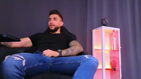 MightyAaron online show from February 18, 2025, 8:59 am