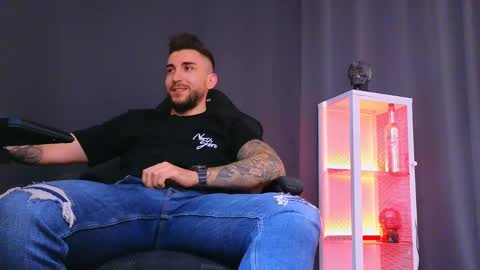 MightyAaron online show from February 22, 2025, 9:12 am