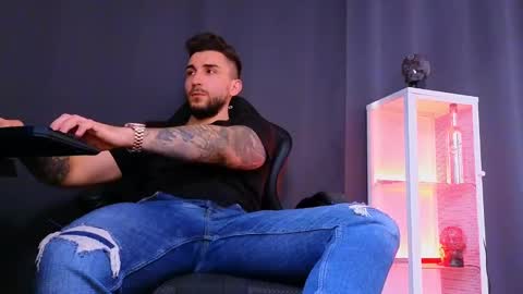 MightyAaron online show from March 2, 2025, 12:11 pm