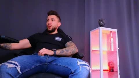 MightyAaron online show from March 6, 2025, 2:51 am