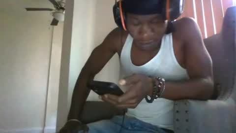Snapshot of mightymandingo chatting on June 17, 2026, 10:50 am Mightymandingo online show from June 17, 2026, 10:50 am