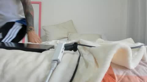 Snapshot of miguel_angeel_ chatting on June 29, 2026, 6:41 pm Miguel Angel online show from June 29, 2026, 6:41 pm