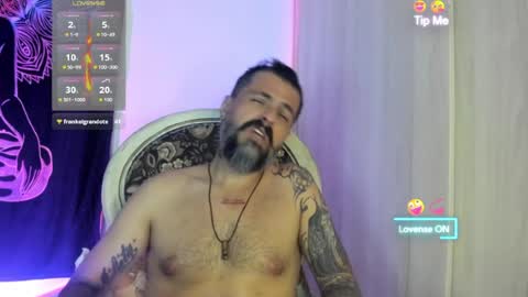 Snapshot of miguel_angeel_ chatting on July 17, 2026, 5:14 am Miguel Angel online show from July 17, 2026, 5:14 am