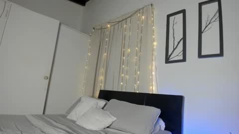 Miguel Hernandez online show from February 12, 2025, 12:37 am