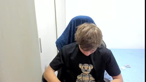 Miguel Hernandez online show from November 6, 2025, 10:32 pm