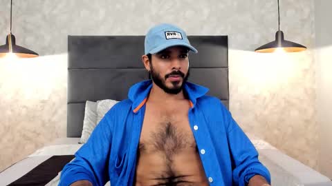 miguelsanfrancisco online show from January 6, 2026, 6:44 pm