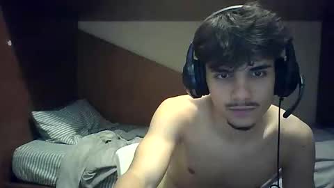 Snapshot of migueltomas34 chatting on June 11, 2026, 12:32 am migueltomas34 online show from June 11, 2026, 12:32 am