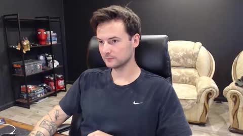 Misha Winchester online show from September 19, 2025, 6:15 am