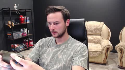 Misha Winchester online show from October 3, 2025, 3:09 pm