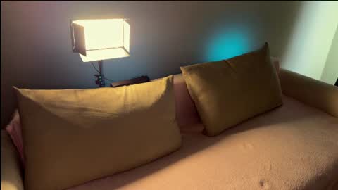 mii___mii online show from June 26, 2026, 2:05 am
