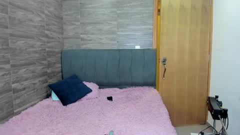 Snapshot of miia_belll chatting on June 10, 2026, 4:01 am Mia online show from June 10, 2026, 4:01 am