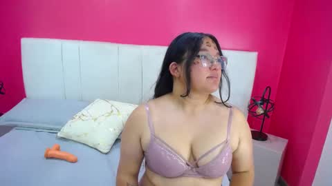 Snapshot of miia_colliins__ chatting on October 9, 2025, 1:09 pm Miia colliins online show from October 9, 2025, 1:09 pm