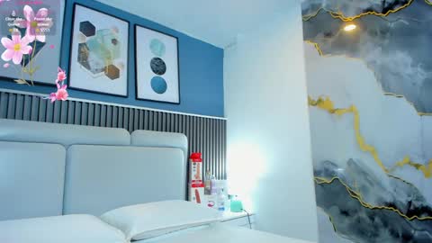 miia_cute18 online show from April 19, 2026, 11:31 am