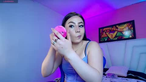 Miia Paris online show from March 11, 2026, 4:18 am