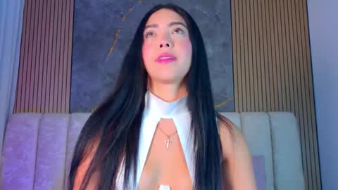 miia scoott  online show from February 13, 2026, 11:50 am