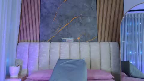 Snapshot of miia_scoott_ chatting on July 14, 2026, 12:00 pm miia scoott online show from July 14, 2026, 12:00 pm
