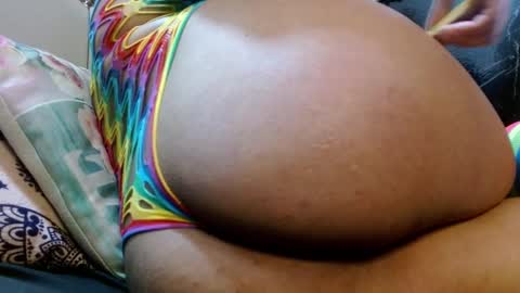 miia online show from February 26, 2025, 7:31 am