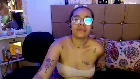 miia online show from March 8, 2025, 1:03 pm