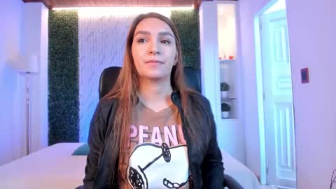 Miia 3 online show from October 9, 2025, 12:03 pm