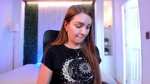 Miia 3 online show from October 20, 2025, 12:16 pm