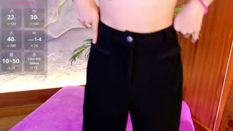Snapshot of miiaa_cooper chatting on June 17, 2026, 4:52 pm CALL ME MIA online show from June 17, 2026, 4:52 pm