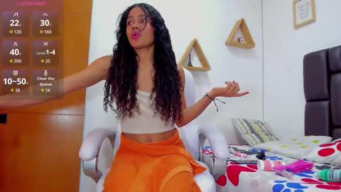 mia sofia online show from October 12, 2025, 12:26 pm