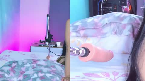 Snapshot of miiastone_cm chatting on May 2, 2026, 6:57 pm miiastone_cm online show from May 2, 2026, 6:57 pm