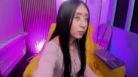 miilu  online show from March 24, 2026, 3:22 am