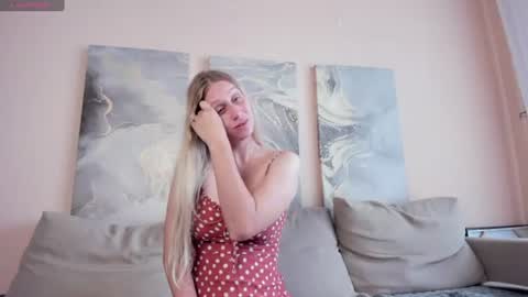 Snapshot of miissblonde chatting on July 23, 2026, 1:58 am miissblonde online show from July 23, 2026, 1:58 am