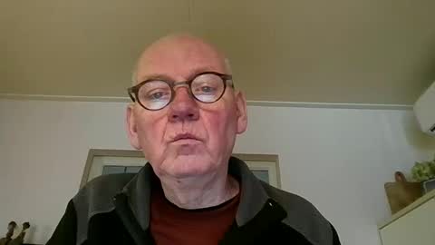 mik online show from January 12, 2026, 12:10 pm